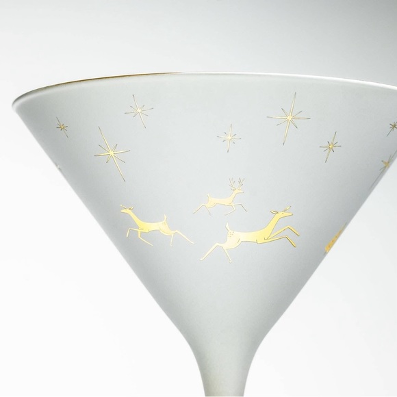 Wonderland White Martini 8.5oz (Set of 2) - Picture 3 of 6